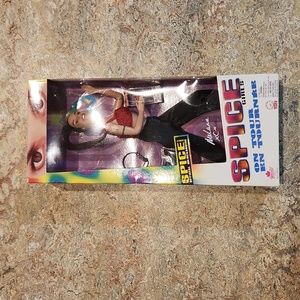 Spice Girls Mel C Sporty On Tour doll NRFB